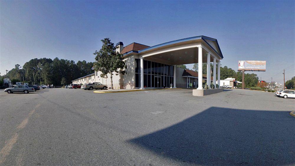 Best Western Riverside Inn Мейкън Екстериор снимка