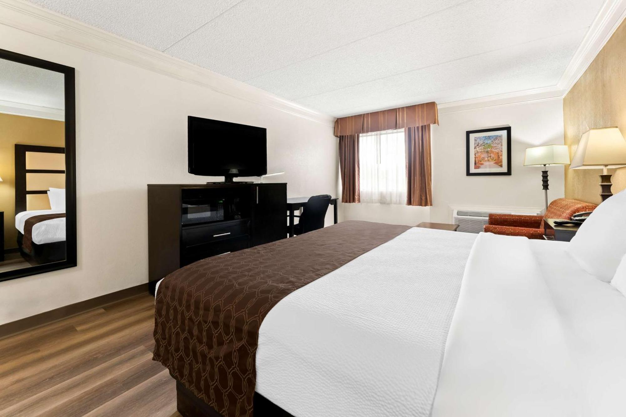Best Western Riverside Inn Мейкън Екстериор снимка