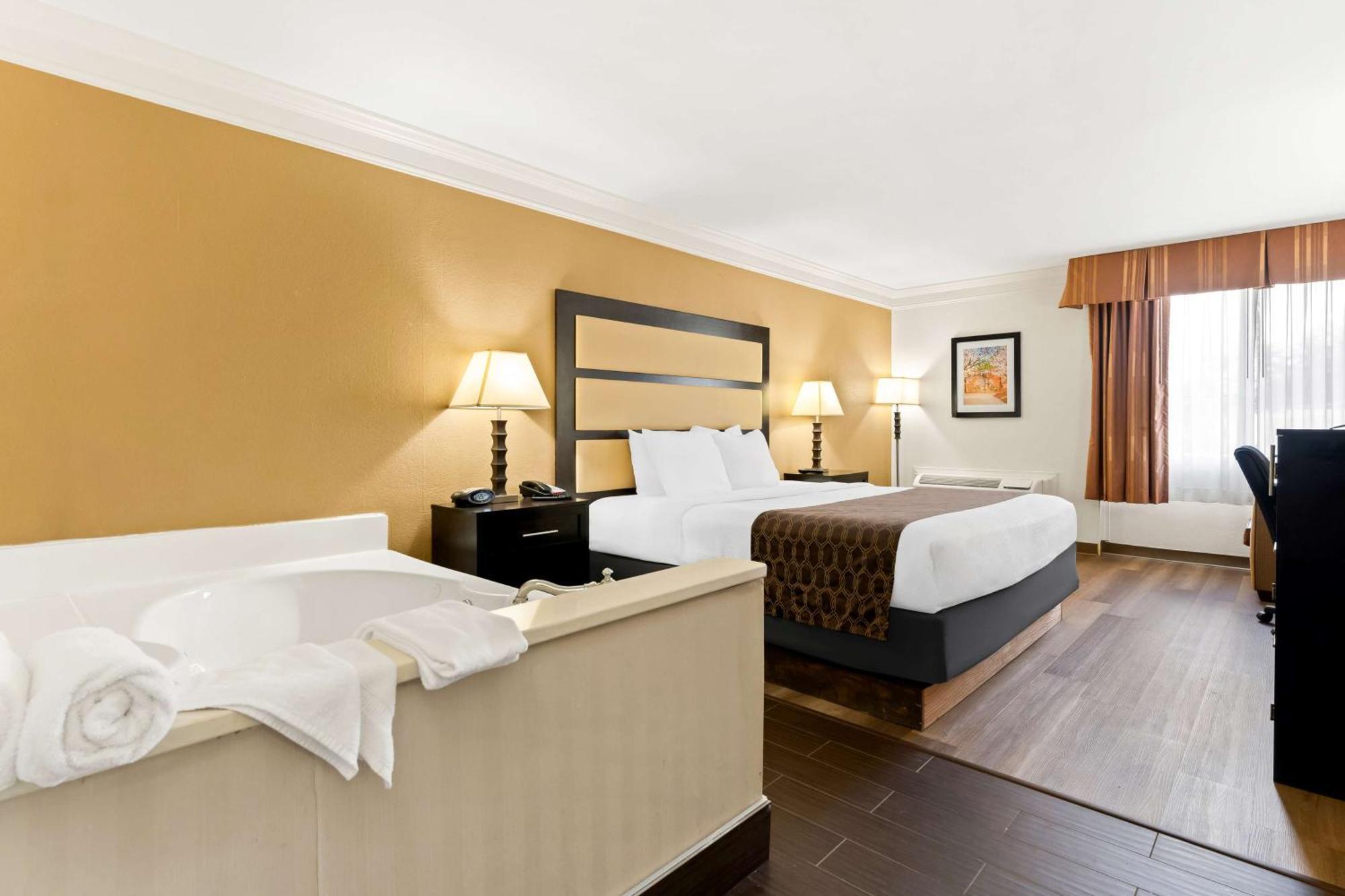 Best Western Riverside Inn Мейкън Екстериор снимка