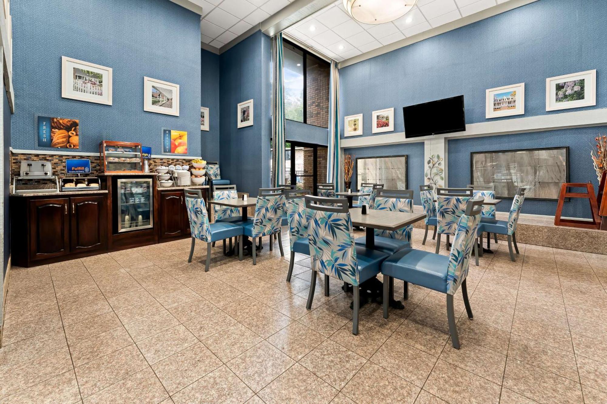 Best Western Riverside Inn Мейкън Екстериор снимка