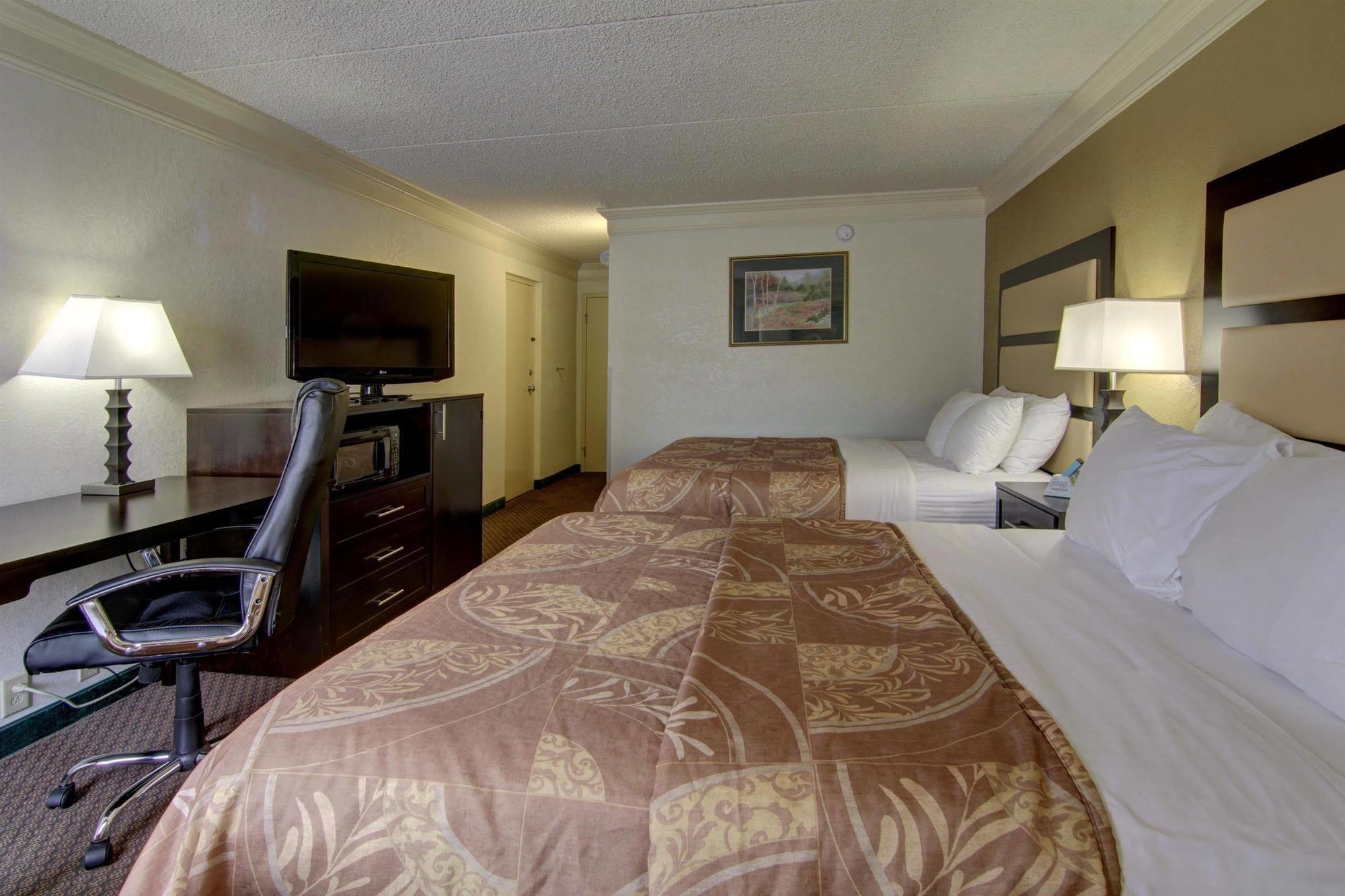 Best Western Riverside Inn Мейкън Екстериор снимка